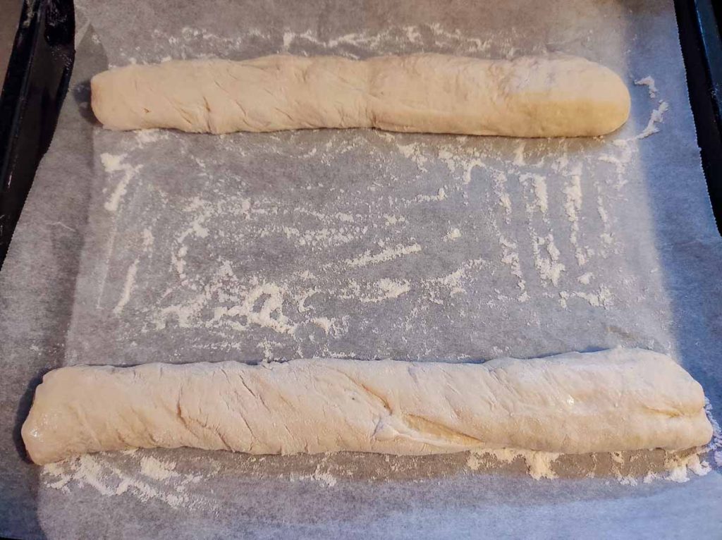 pane a forma tipo baguette